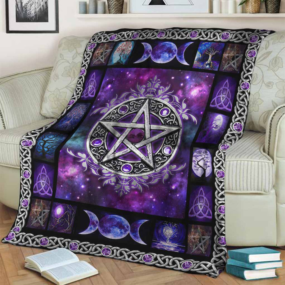 Witch Vibes Purple Pentagram Blanket
