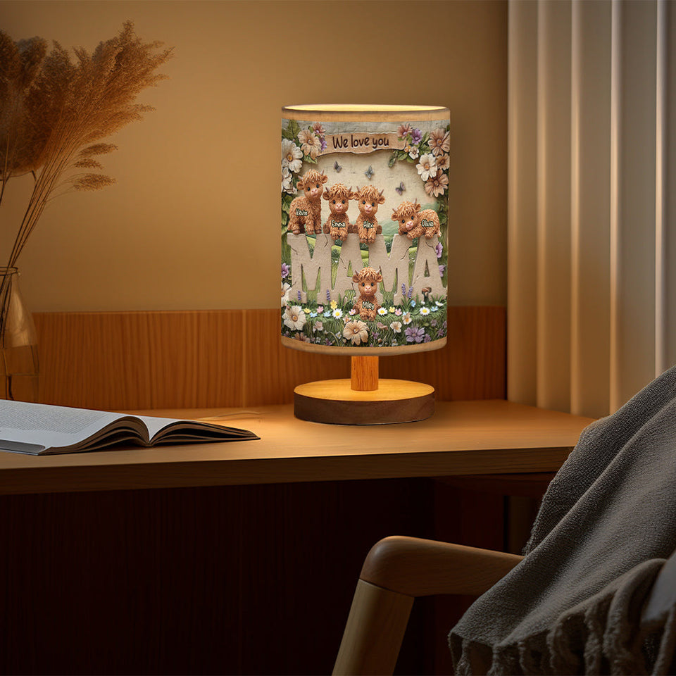 Cute Highland Cow Mama - Personalized Mother Table Lamp with Wood Base