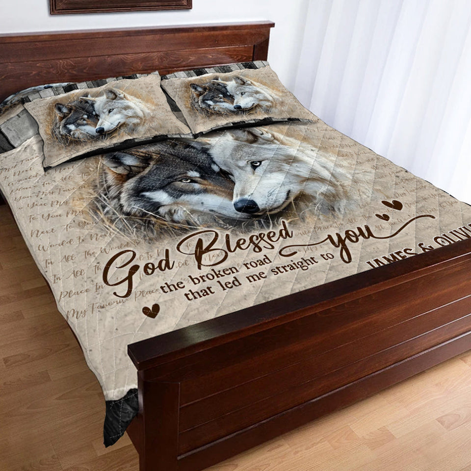 God Blessed The Broken Roads  - Personalized Wolf Quilt Set