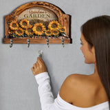 Grandma's / Mom's Garden - Personalized Grandma Custom Shaped Key Rack
