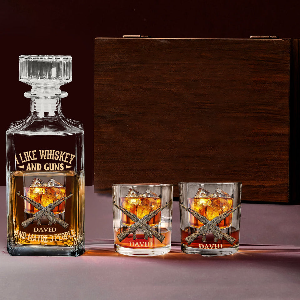 I like Whiskey And Guns And Maybe 3 People - Personalized Whisky Whiskey Decanter Set