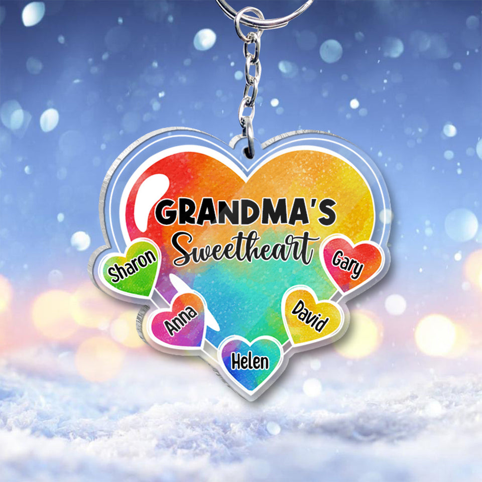 Grandma's Sweetheart With Grandchildren - Personalized Grandma Keychain