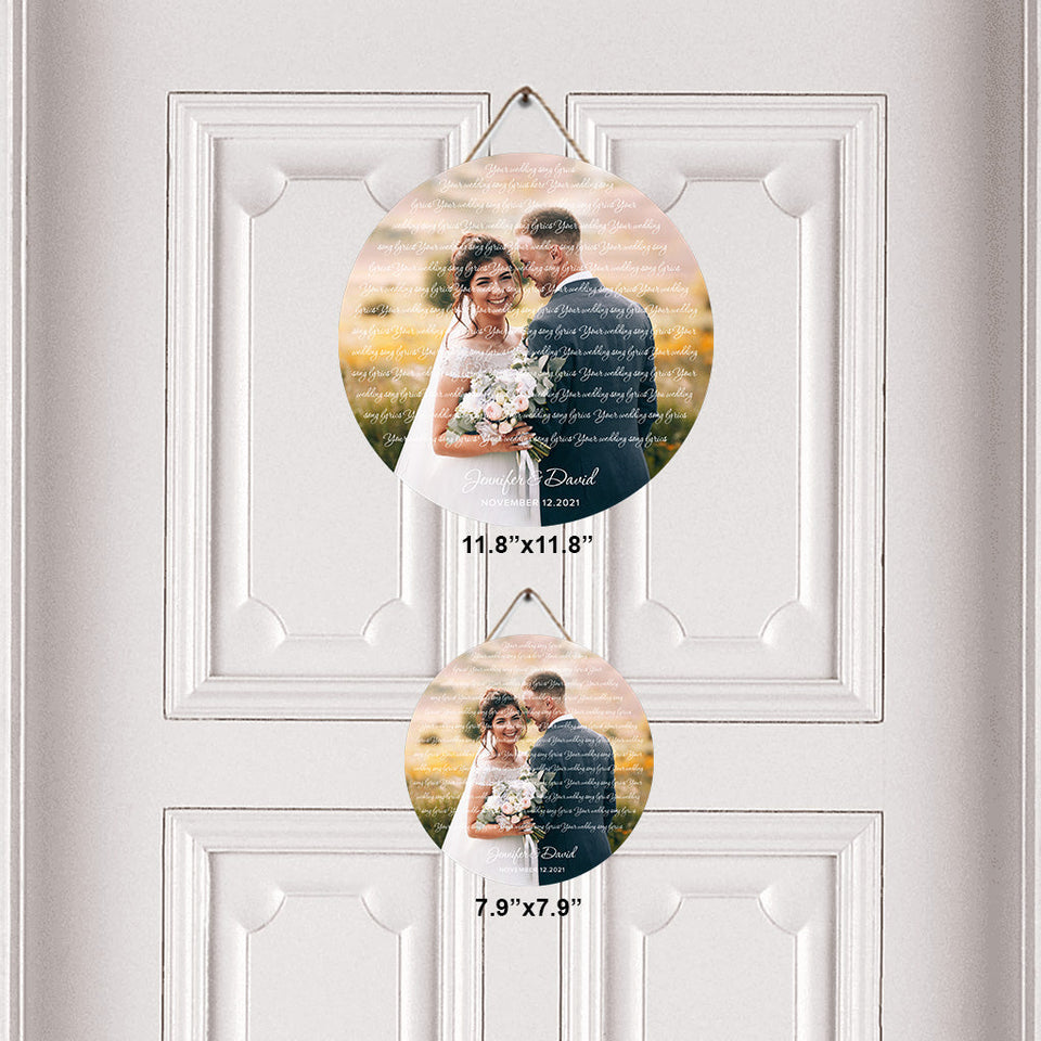 You & Me We Got This - Personalized Husband And Wife Round Wood Sign