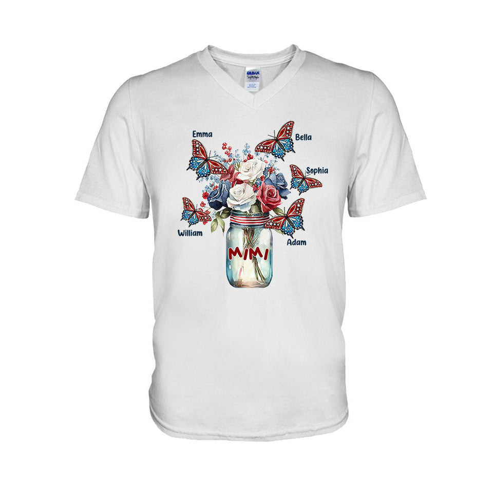 Happiness Is Being A Grandma - Gift for grandma, mom, aunt - Personalized T-shirt And Hoodie