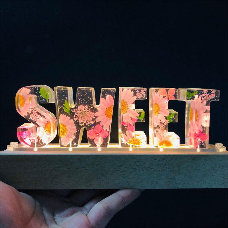 Mom Floral Resin Lamp - Personalized Mother Custom Name Lamp